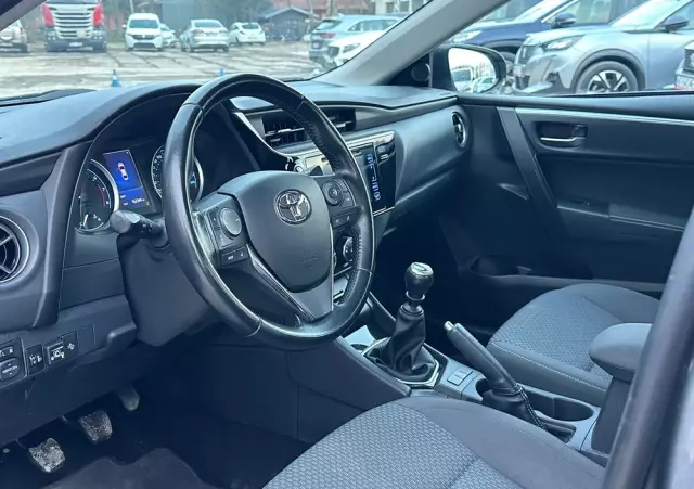 TOYOTA Corolla 1.6 Comfort