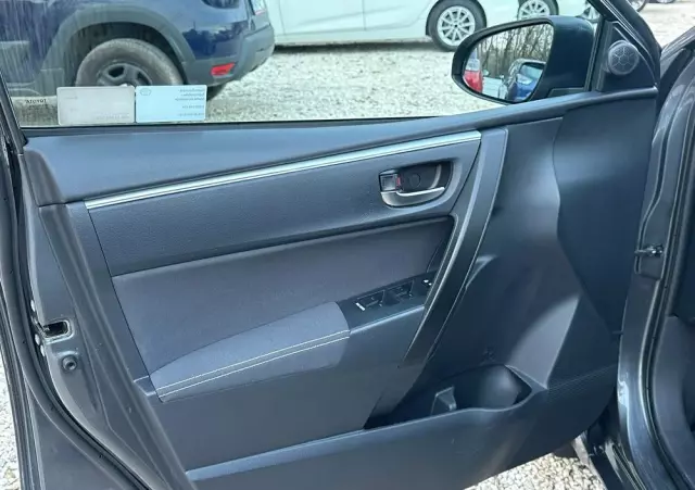 TOYOTA Corolla 1.6 Comfort