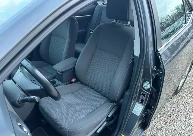 TOYOTA Corolla 1.6 Comfort