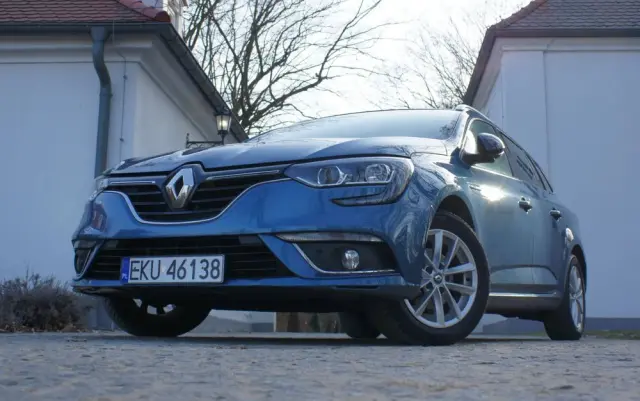 RENAULT Megane ENERGY TCe 130 Start & Stop LIMITED