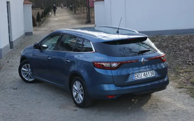 RENAULT Megane ENERGY TCe 130 Start & Stop LIMITED