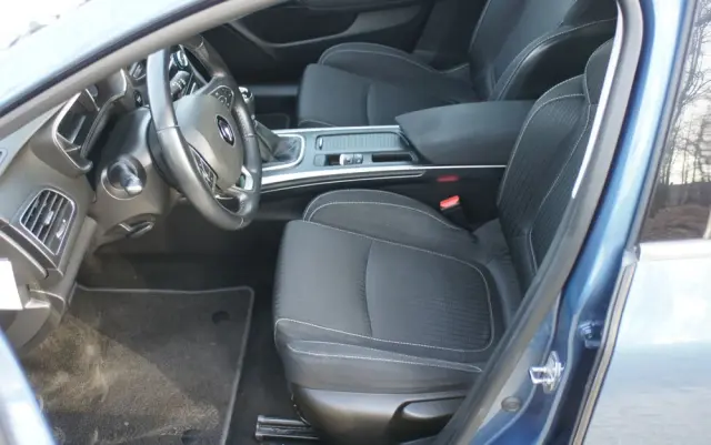 RENAULT Megane ENERGY TCe 130 Start & Stop LIMITED