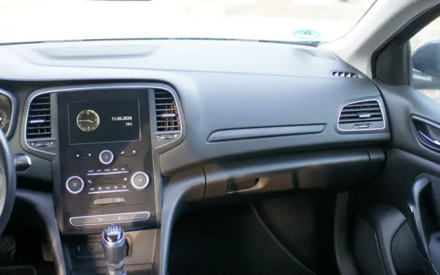 RENAULT Megane ENERGY TCe 130 Start & Stop LIMITED