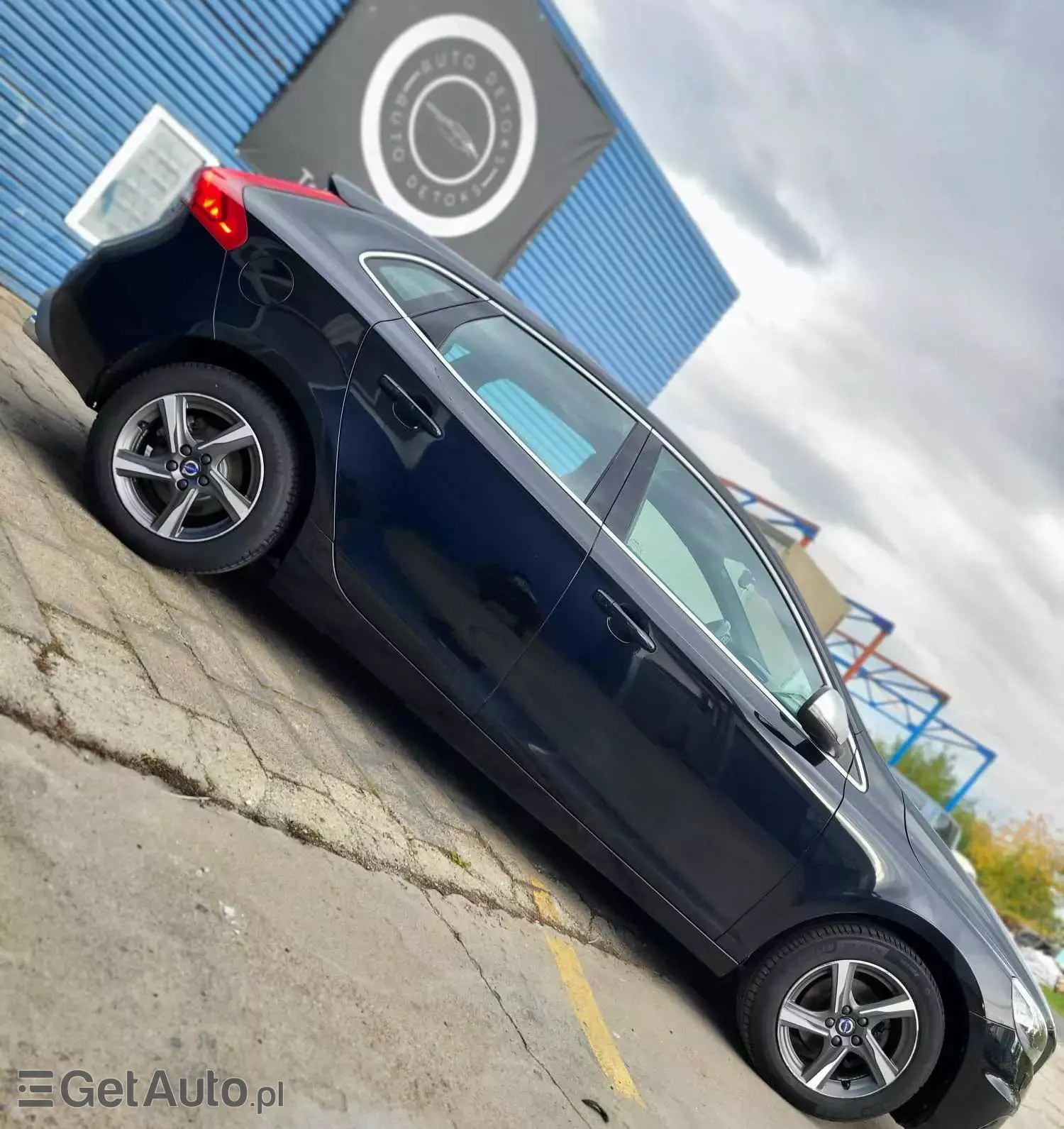 VOLVO V40 D2 Drive-E Momentum