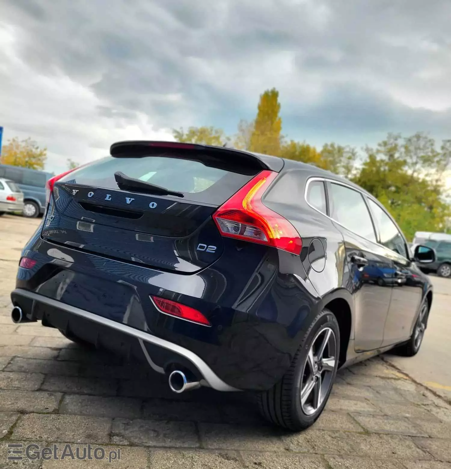 VOLVO V40 D2 Drive-E Momentum