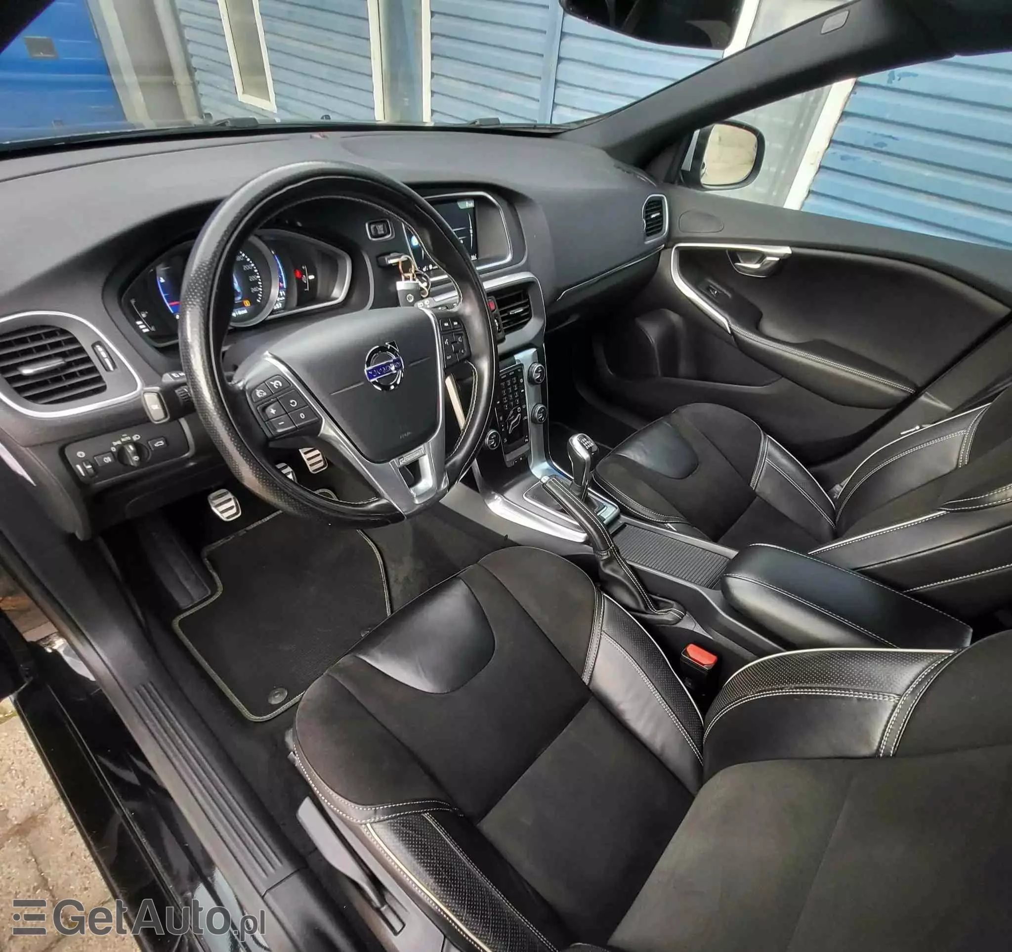 VOLVO V40 D2 Drive-E Momentum