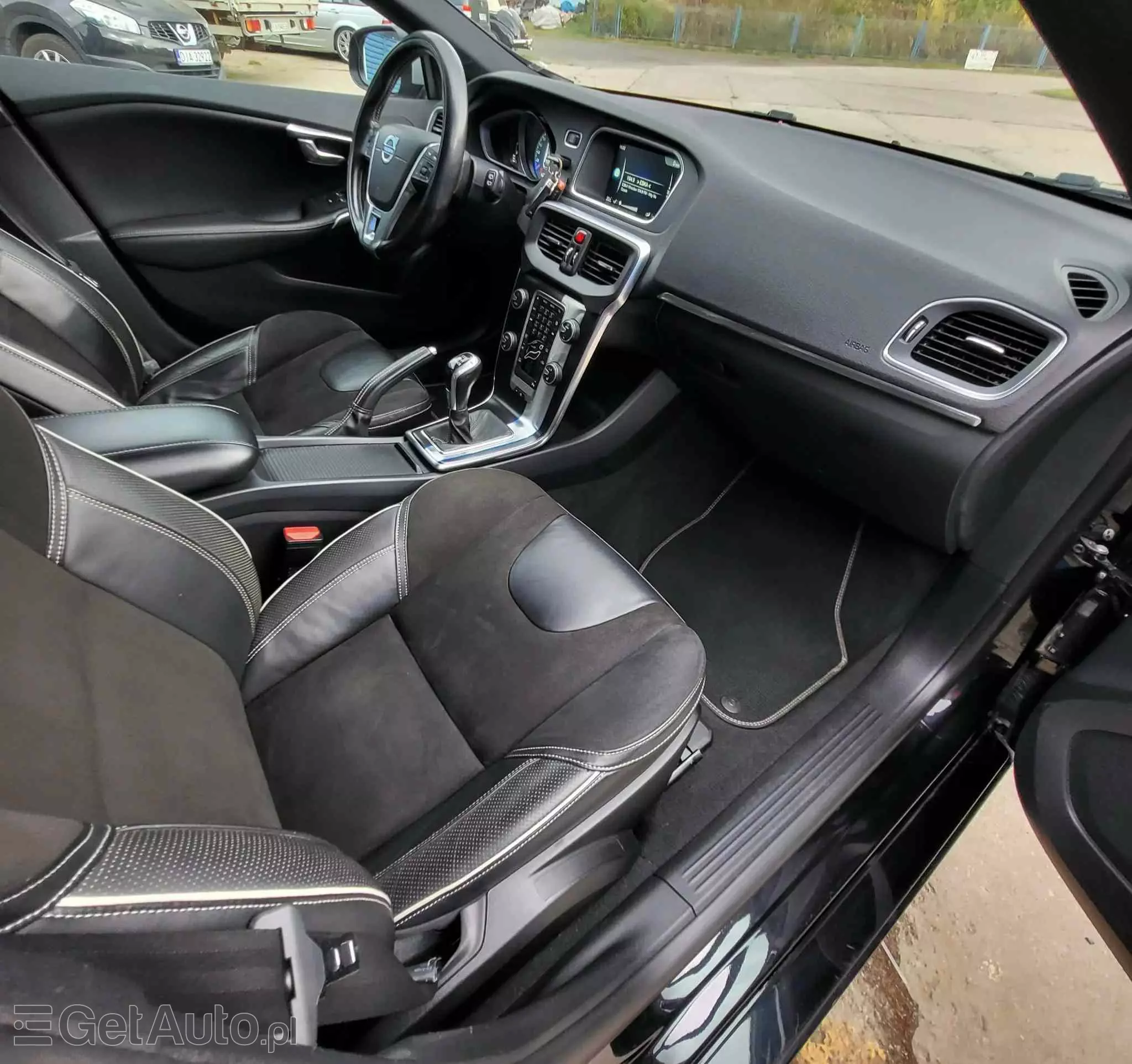 VOLVO V40 D2 Drive-E Momentum