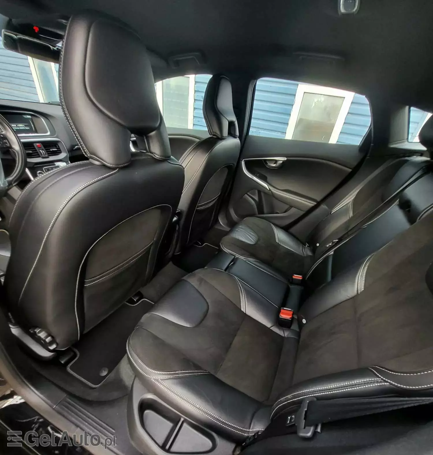 VOLVO V40 D2 Drive-E Momentum