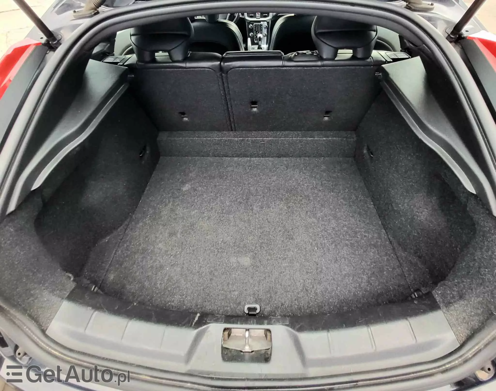 VOLVO V40 D2 Drive-E Momentum