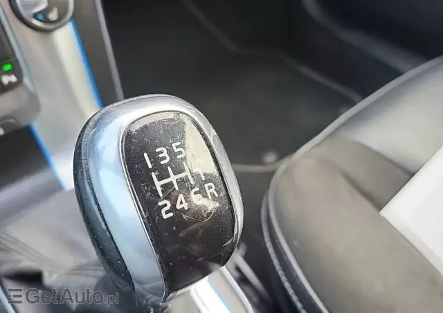 VOLVO V40 D2 Drive-E Momentum