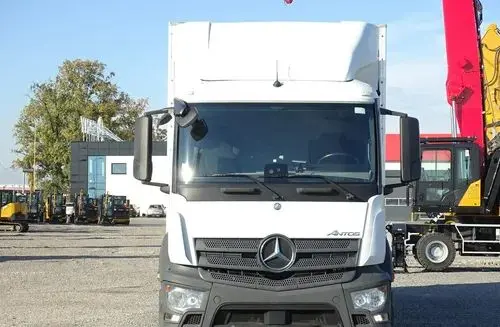 MERCEDES-BENZ Antos 