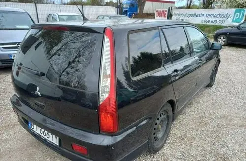 MITSUBISHI Lancer 