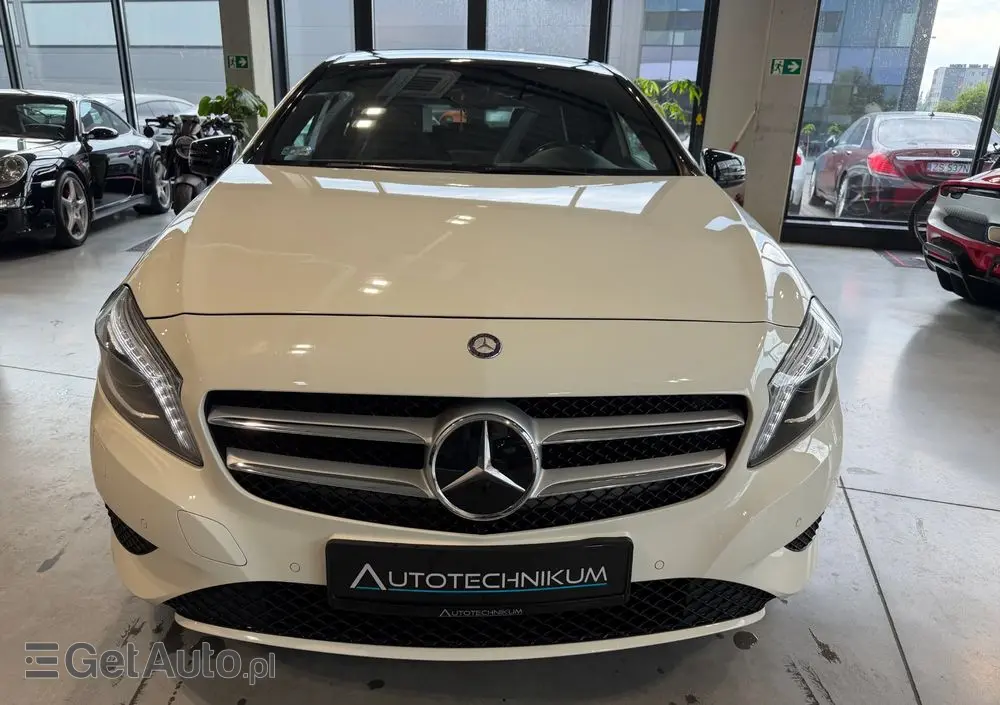 MERCEDES-BENZ Klasa A 180 CDI (BlueEFFICIENCY) 7G-DCT Urban