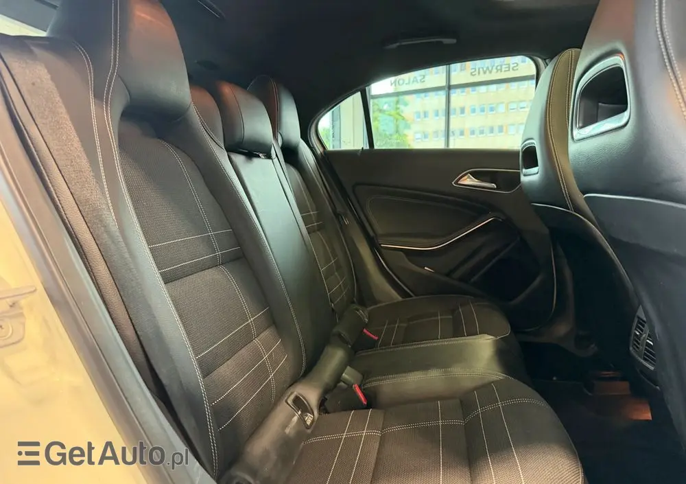 MERCEDES-BENZ Klasa A 180 CDI (BlueEFFICIENCY) 7G-DCT Urban