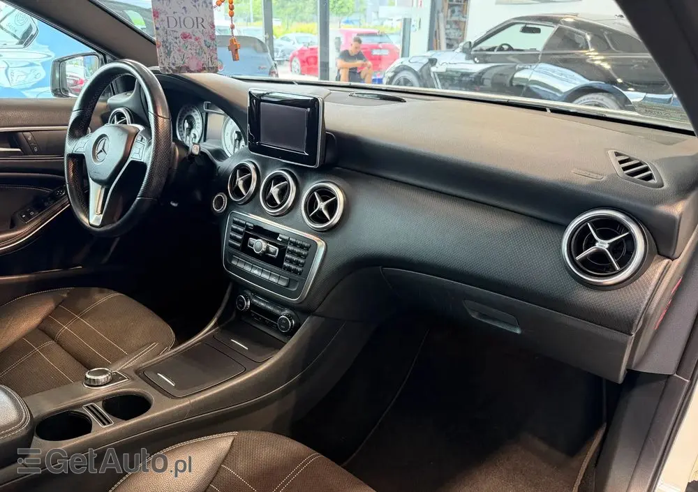 MERCEDES-BENZ Klasa A 180 CDI (BlueEFFICIENCY) 7G-DCT Urban