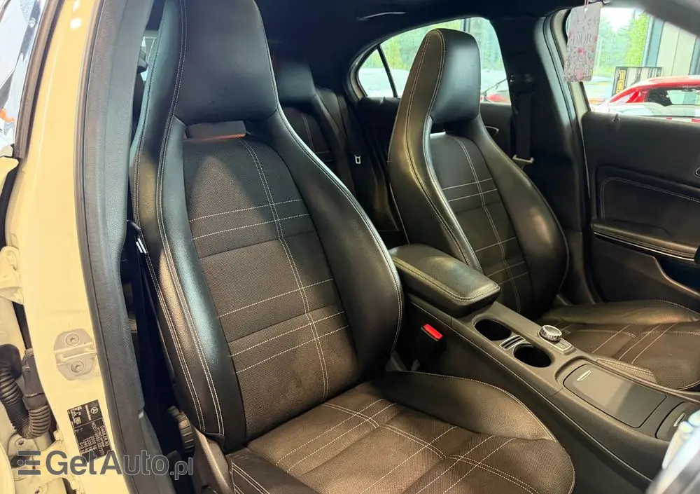 MERCEDES-BENZ Klasa A 180 CDI (BlueEFFICIENCY) 7G-DCT Urban