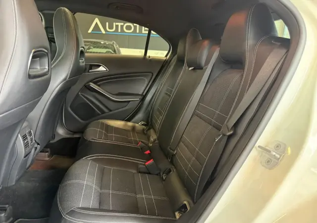 MERCEDES-BENZ Klasa A 180 CDI (BlueEFFICIENCY) 7G-DCT Urban