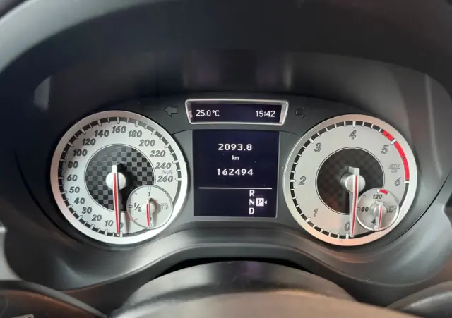 MERCEDES-BENZ Klasa A 180 CDI (BlueEFFICIENCY) 7G-DCT Urban