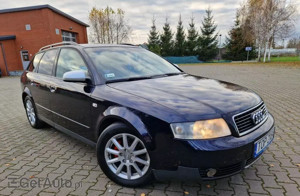 AUDI A4 