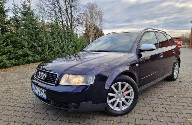 AUDI A4 