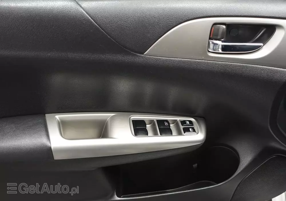 SUBARU Impreza 2.0R Sport