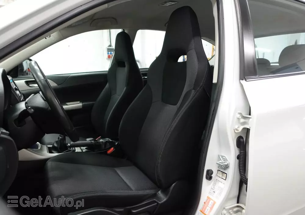 SUBARU Impreza 2.0R Sport