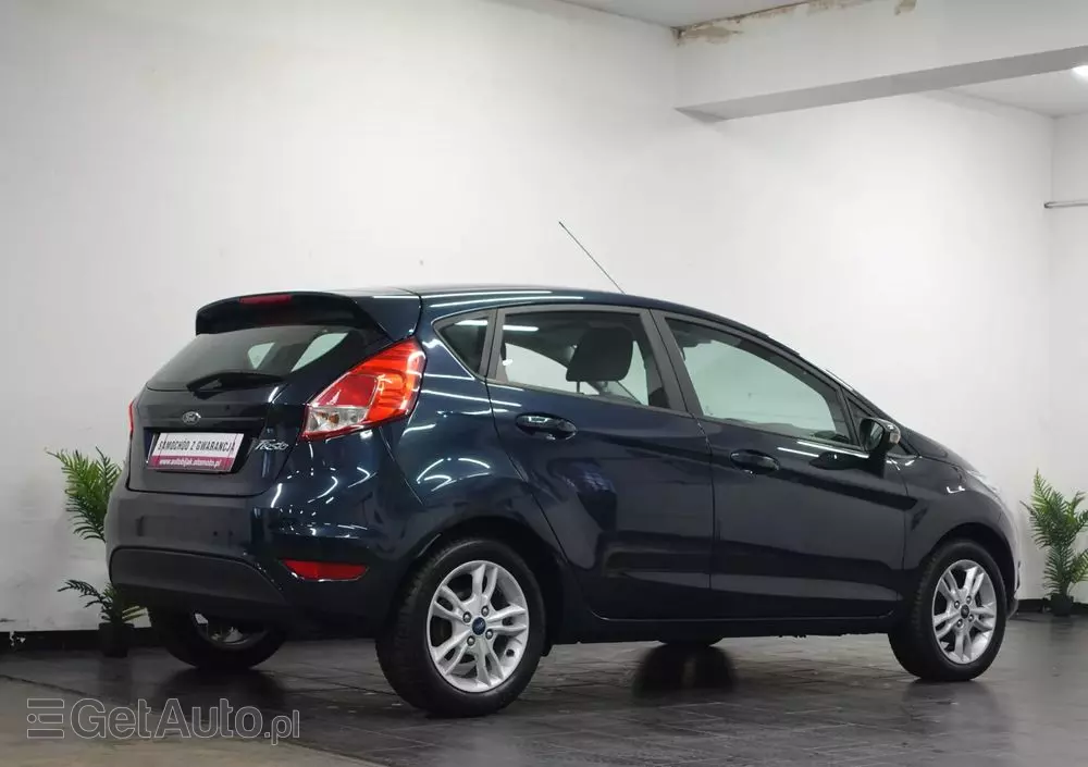 FORD Fiesta 1.0 Celebration