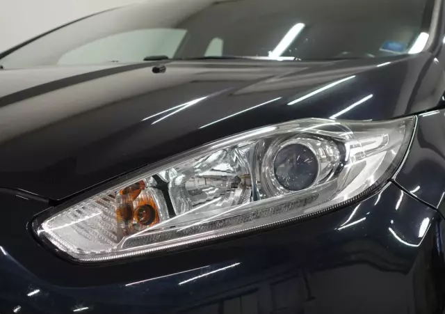 FORD Fiesta 1.0 Celebration