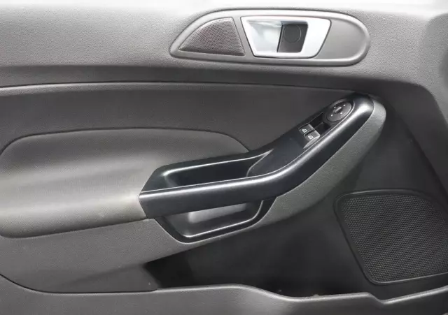 FORD Fiesta 1.0 Celebration