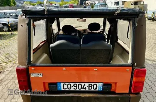 RENAULT R 5 