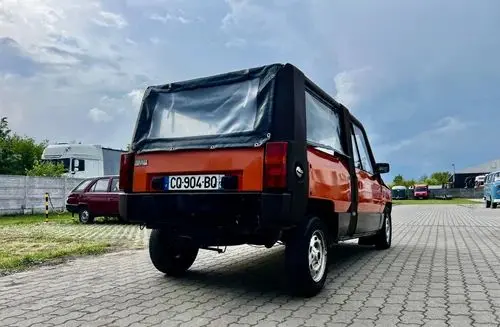 RENAULT R 5 