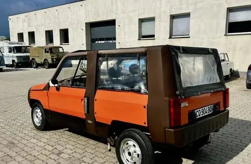 RENAULT R 5 