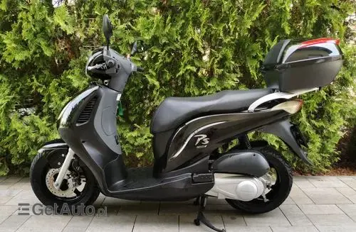 HONDA PS 125i 