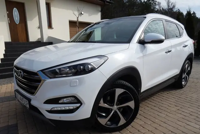 HYUNDAI Tucson 1.7 CRDI BlueDrive Style 2WD