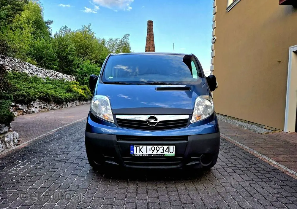 OPEL Vivaro 