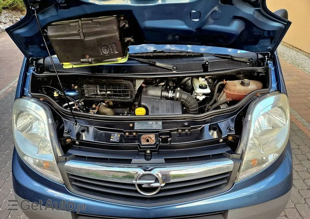 OPEL Vivaro 