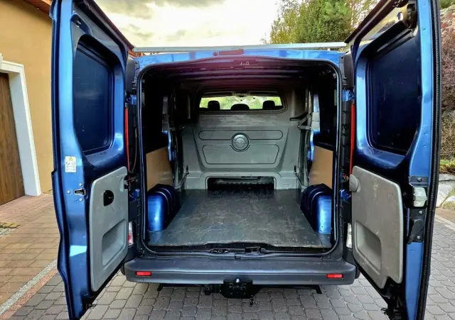 OPEL Vivaro 