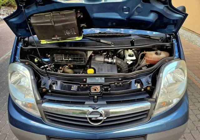 OPEL Vivaro 