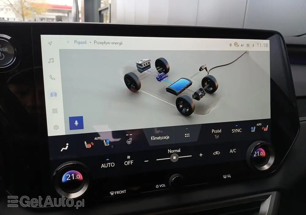 LEXUS RX 450h+ Omotenashi