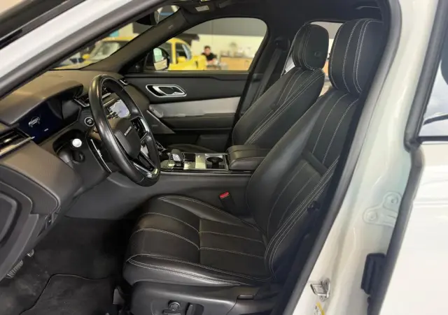 LAND ROVER Range Rover Velar 2.0 D200 mHEV R-Dynamic SE
