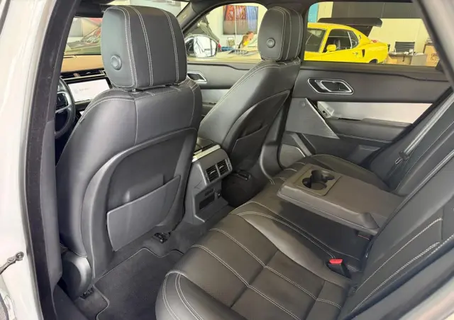 LAND ROVER Range Rover Velar 2.0 D200 mHEV R-Dynamic SE