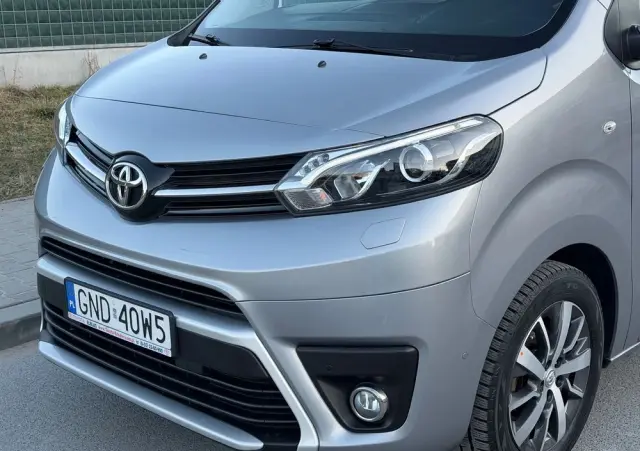 TOYOTA PROACE  L2H1 2.0 177 KM  // SALON PL // 1 WŁ // BEZWYPADKOWY // FV 23% // SERWIS ASO // Mocno Doposażony // 