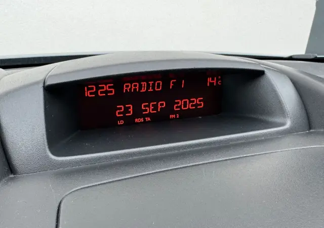 CITROËN Berlingo Multispace e-HDi 90 FAP EGS6 Exclusive