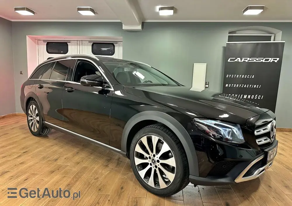 MERCEDES-BENZ Klasa E 220 d 4-Matic All-Terrain