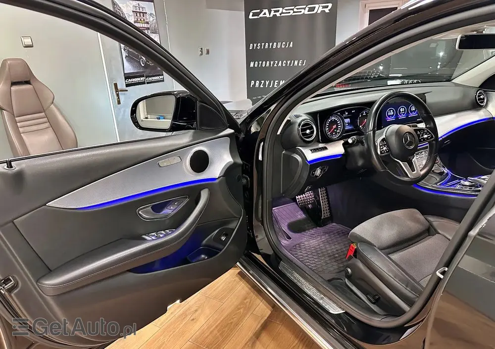 MERCEDES-BENZ Klasa E 220 d 4-Matic All-Terrain