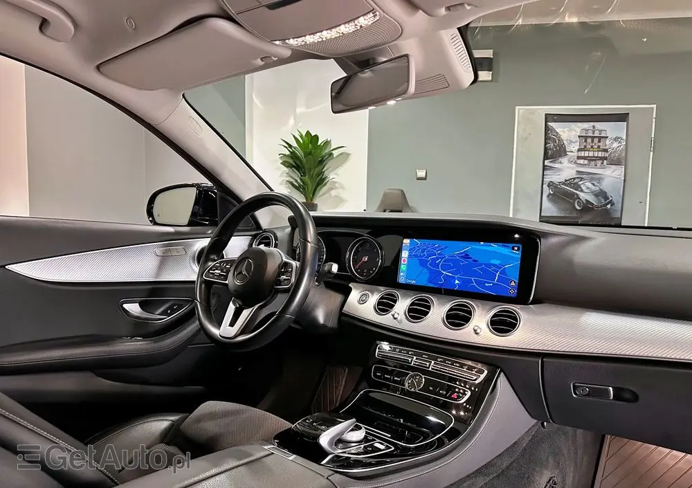 MERCEDES-BENZ Klasa E 220 d 4-Matic All-Terrain