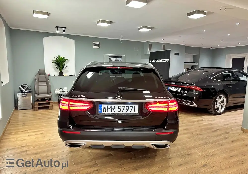 MERCEDES-BENZ Klasa E 220 d 4-Matic All-Terrain