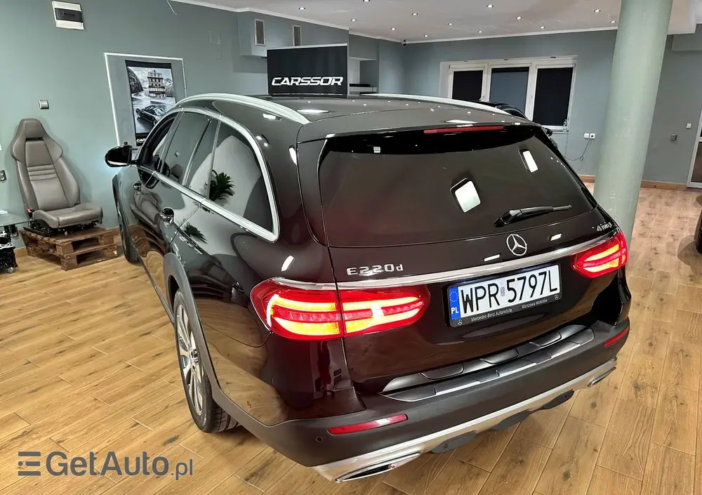 MERCEDES-BENZ Klasa E 220 d 4-Matic All-Terrain