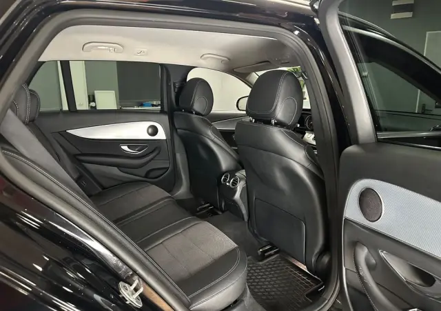 MERCEDES-BENZ Klasa E 220 d 4-Matic All-Terrain