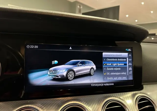 MERCEDES-BENZ Klasa E 220 d 4-Matic All-Terrain